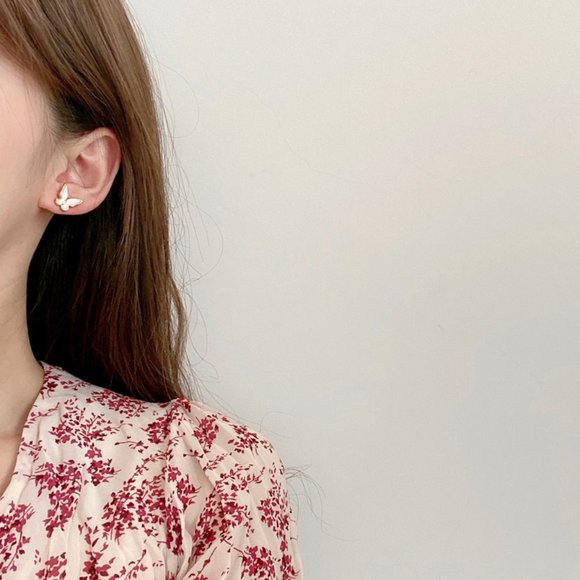 💙S925 Sterling Silver Butterfly Earrings - Picture 3 of 11